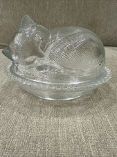 Vintage Indiana Glass Sleeping Cat on a Nest Glass Covered Candy Dish 7 in.