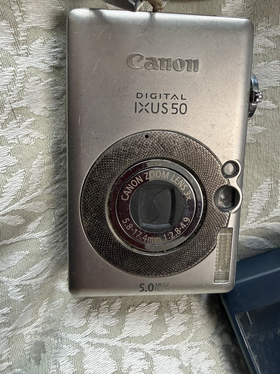 Canon IXUS 50 5.0MP Compact Digital Camera Silver with box and