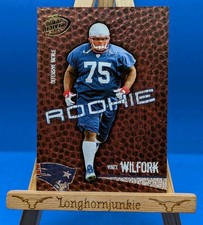 2004 Playoff Hogg Heaven /750 Vince Wilfork RC rookie card Patriots Hurricanes. rookie card picture