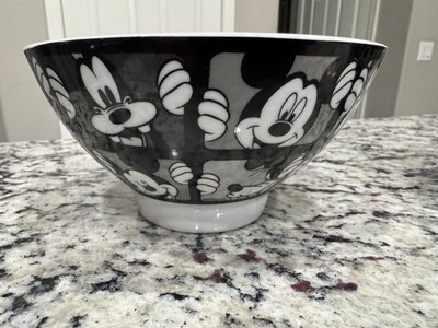 Disney Bowl Mickey Mouse & Goofy 16oz Black/White Glass Microwave Safe Lot of 4