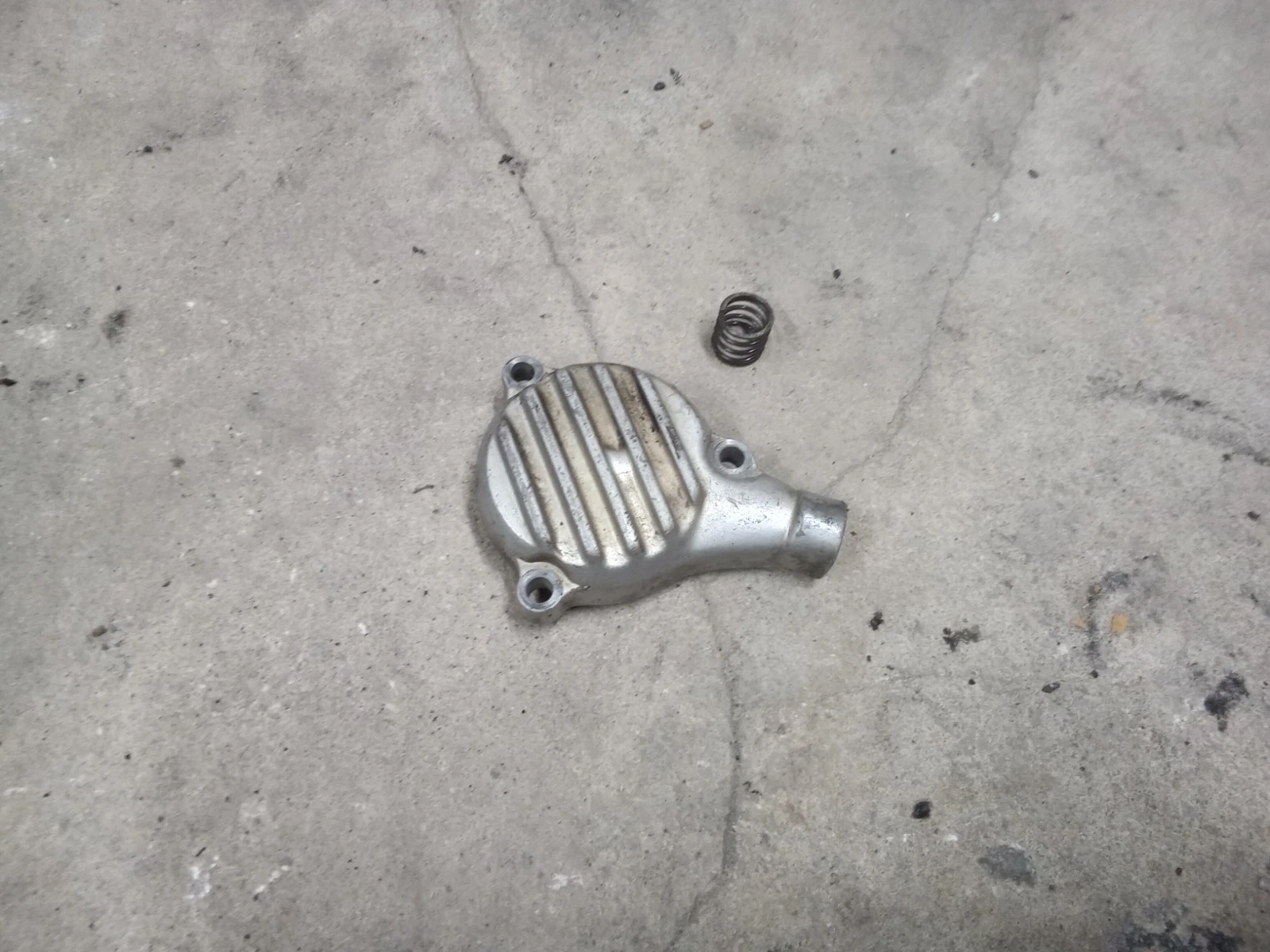 1987 87 Honda trx250 trx 250x engine oil filter cover