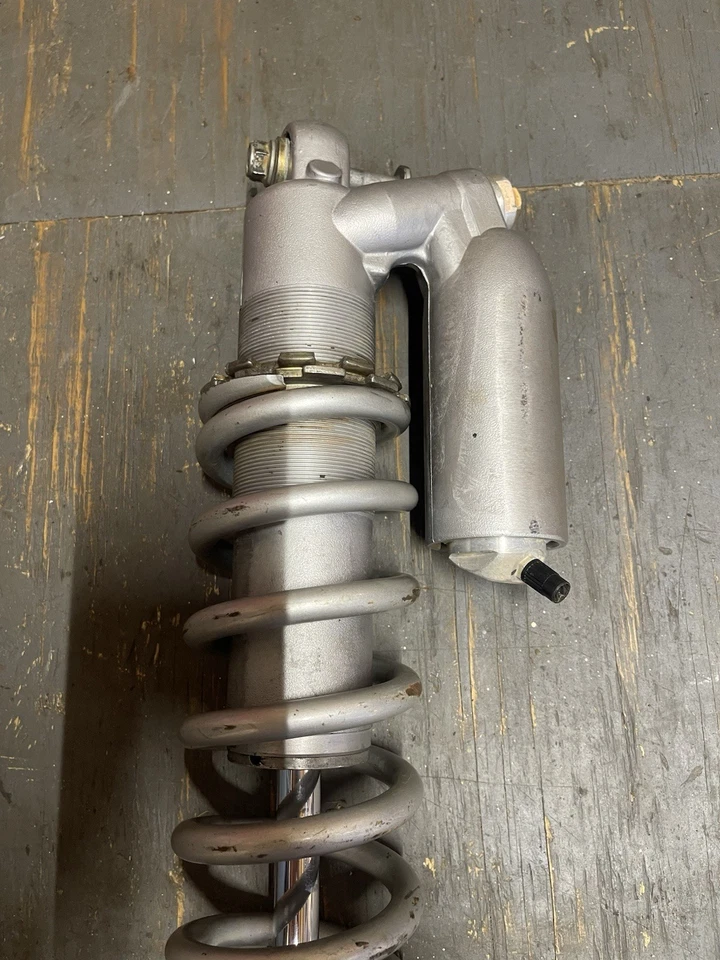 Amortiguador trasero Yamaha WR450F 2005 Foto 3 de 4