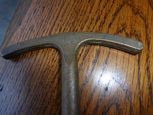 Vintage Antique Cast Brass Water Meter? Key 21922 HM - Picture 4 of 4