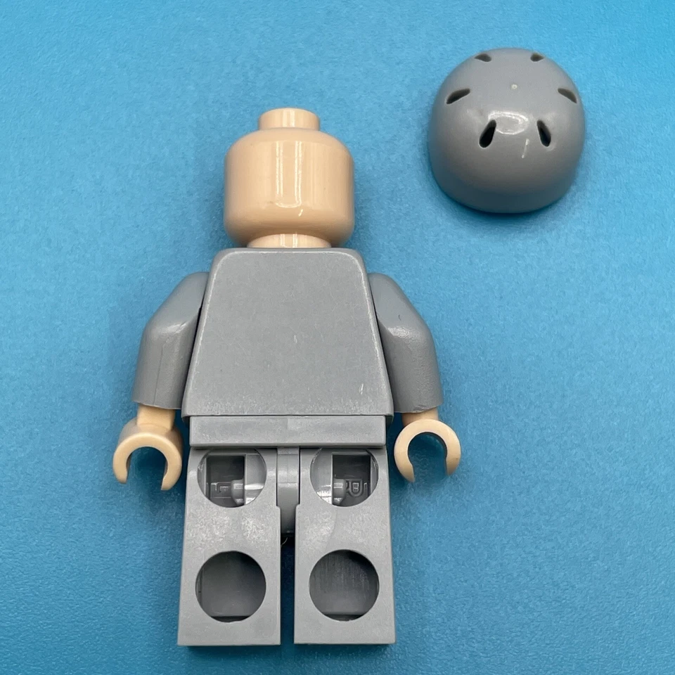 Lego Star Wars Rebel Technician Minifigure 6207 - Image 2 of 2