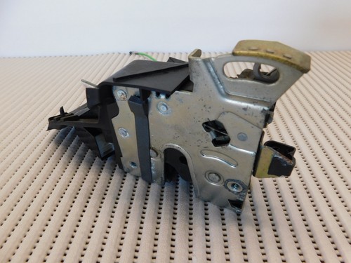 Original BMW E38 Stellmotor Zentralverriegelung - 8352165 -