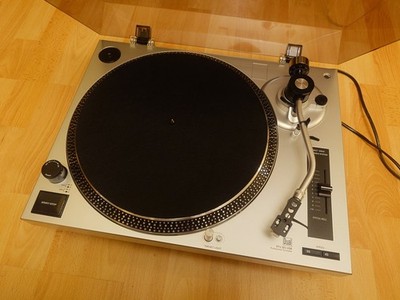 Dual DTJ 301 USB Plattenspieler Professional Turntable DJ Vinyl - TOP Zustand