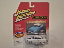 Johnny Lightning Classic Gold 1955 Chevy 2-door Sedan White Lightning RARE 