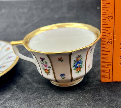 Royal Copenhagen Henriette Demitasse Cup Saucer Flowers Gold 444/8562 c. 1965 - Picture 14 of 14