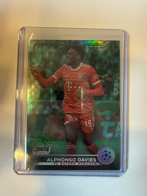 Alphonso Davies /225 Topps Stadium Club Chrome UCL Champions League 2022-23