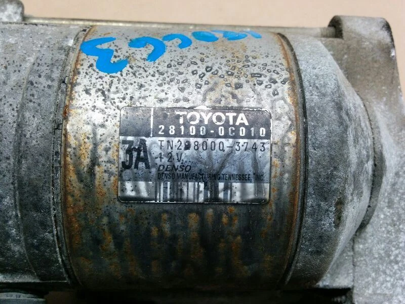 Motor de arranque usado se adapta a: Toyota Tacoma 2002 4 cilindros 1,4 kW grado A Foto 4 de 4