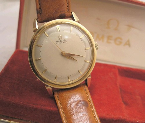 Vintage Large Omega 34 mm Fancy Lugs 14 
