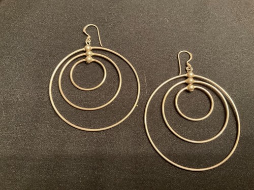 Boucles D'oreilles Anneaux Triple En Argent Sterling - Modèle Argenté, Occasion