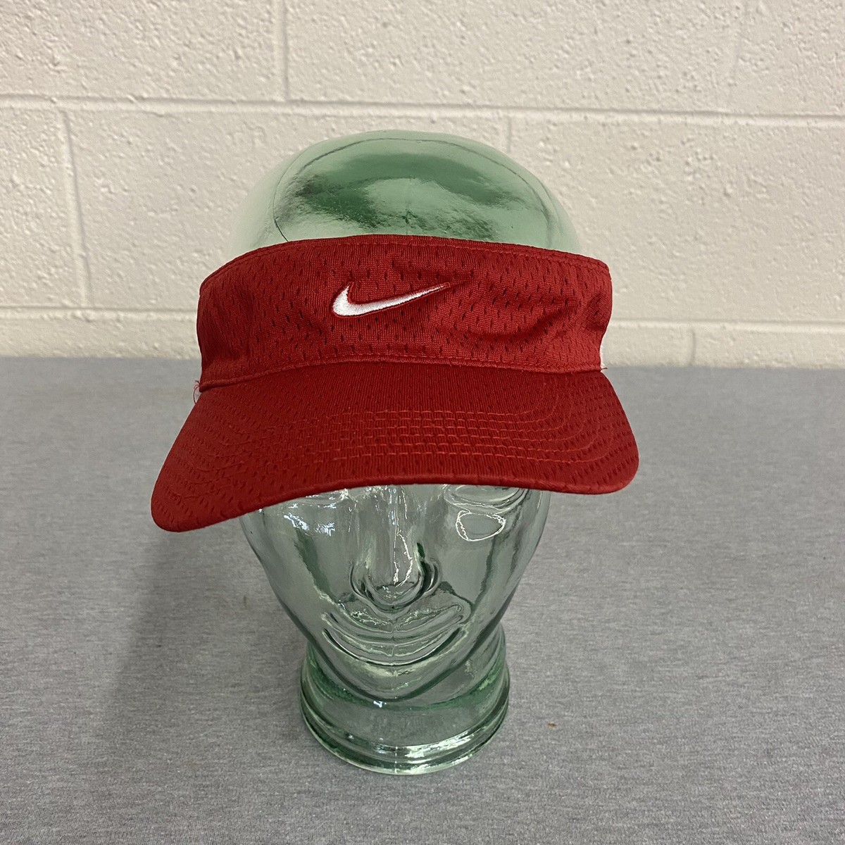 記念グッズ NIKE RF FOUNDATION AUTOGRAPH VISOR RED Nike Red Visor NIKE RF FOUNDATION AUTOGRAPH VISOR RED NIKE Roger