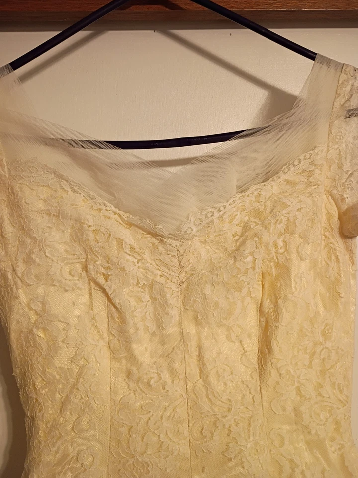 Vestido de noiva vintage 1950s 1960s tule branco + renda cupcake babado em camadas XXS - Imagem 4 de 4