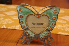 PIER 1 IMPORTS.......GREEN AND GOLD..... BUTTERFLY 3X3in PICTURE FRAME.....MINT.