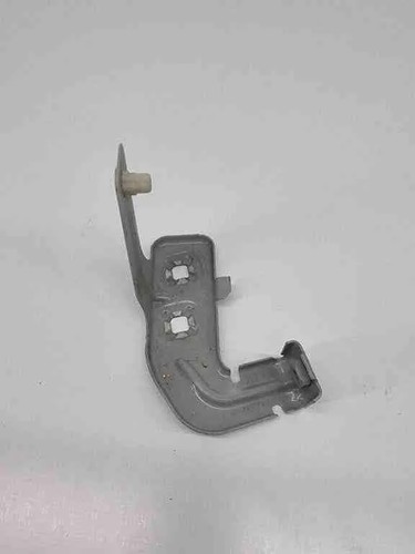 BMW 4 Coupe F32, F82 Kotflügelhalter vorne links 7255821 2.00 Diesel 32620409