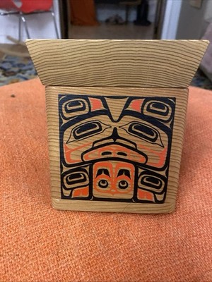 W.K. Joseph Canadian Aboriginal Handmade Bentwood Box Decorative Art