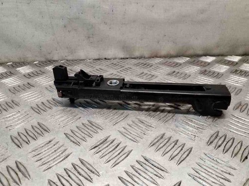 VW TIGUAN 5N Gurthöhenversteller vorne rechts 1T0857819B 2.00 Diesel 32148979