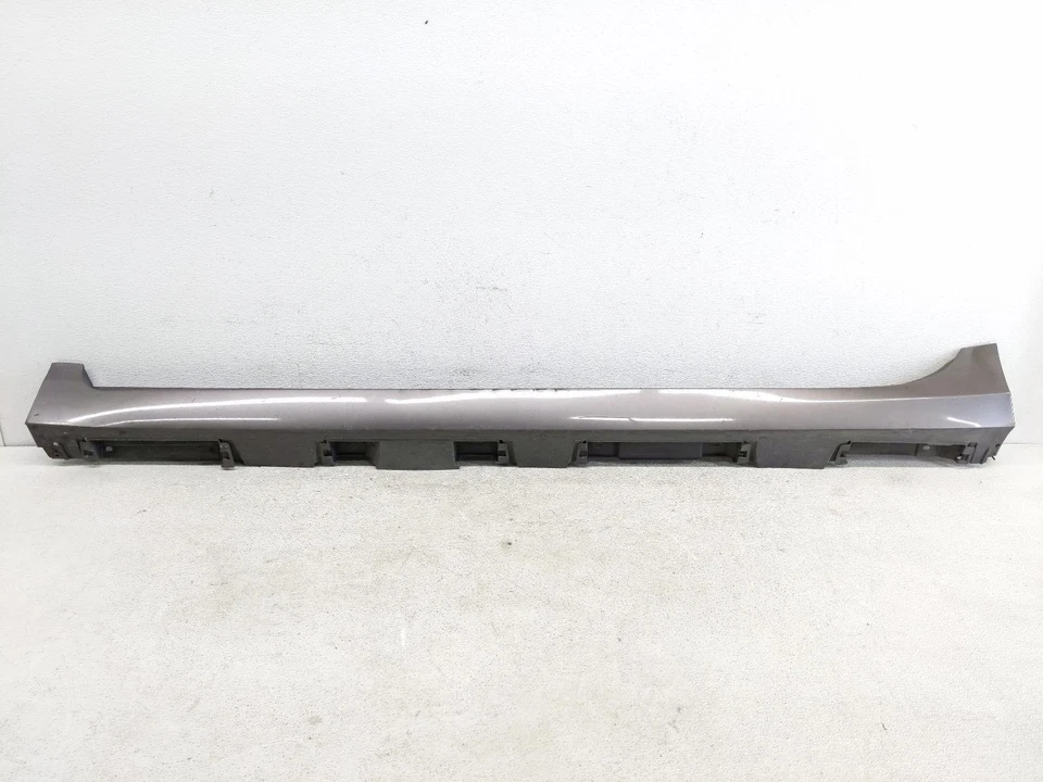 2015-2017 丰田凯美瑞司机左侧下裙摇杆成型灰色*磨损* — 第 2/4 张图片