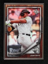 2022 Topps Transcendent Collection 8/50 Juan Soto (Padres Jersey) #42 1cc7