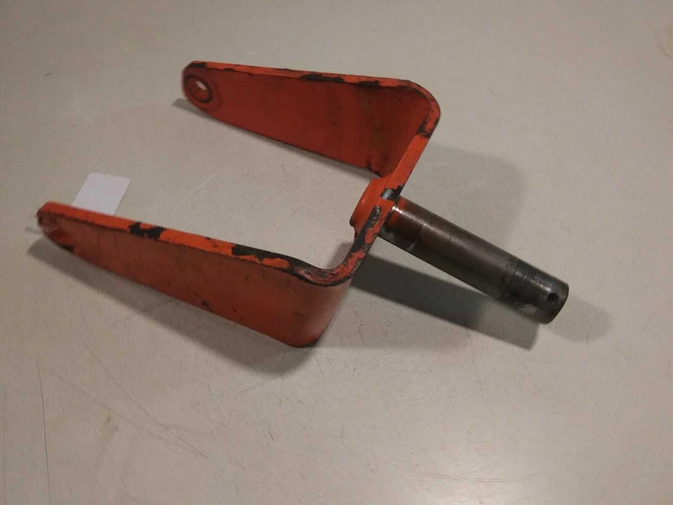 ARIENS GRAVELY CASTER FORK PART NUMBER 01504600 - Image 3 of 4