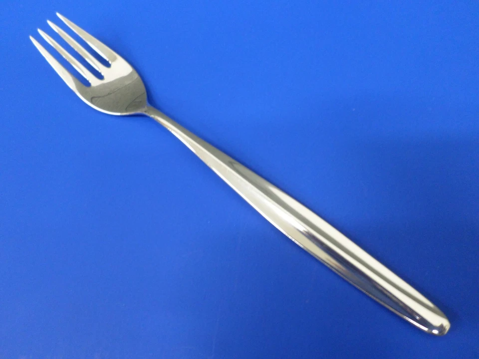 6 - WMF Cromargan STUTTGART Glossy Center Ridge Stainless GERMANY Dinner Forks - Image 4 of 4