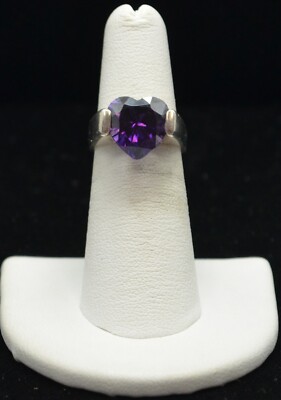 Sterling Silver Beautiful Purple Heart Stone Ring SZ- 5.25 #FMV072