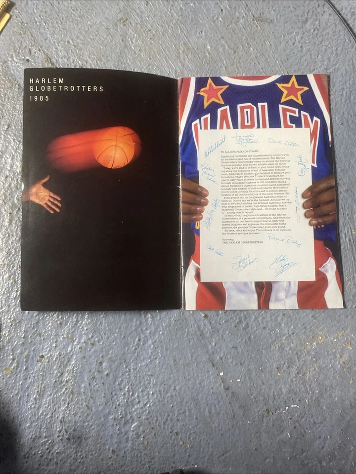 1985 Harlem Globetrotters Yearbook with Player Trading Cards - Image 2 of 4