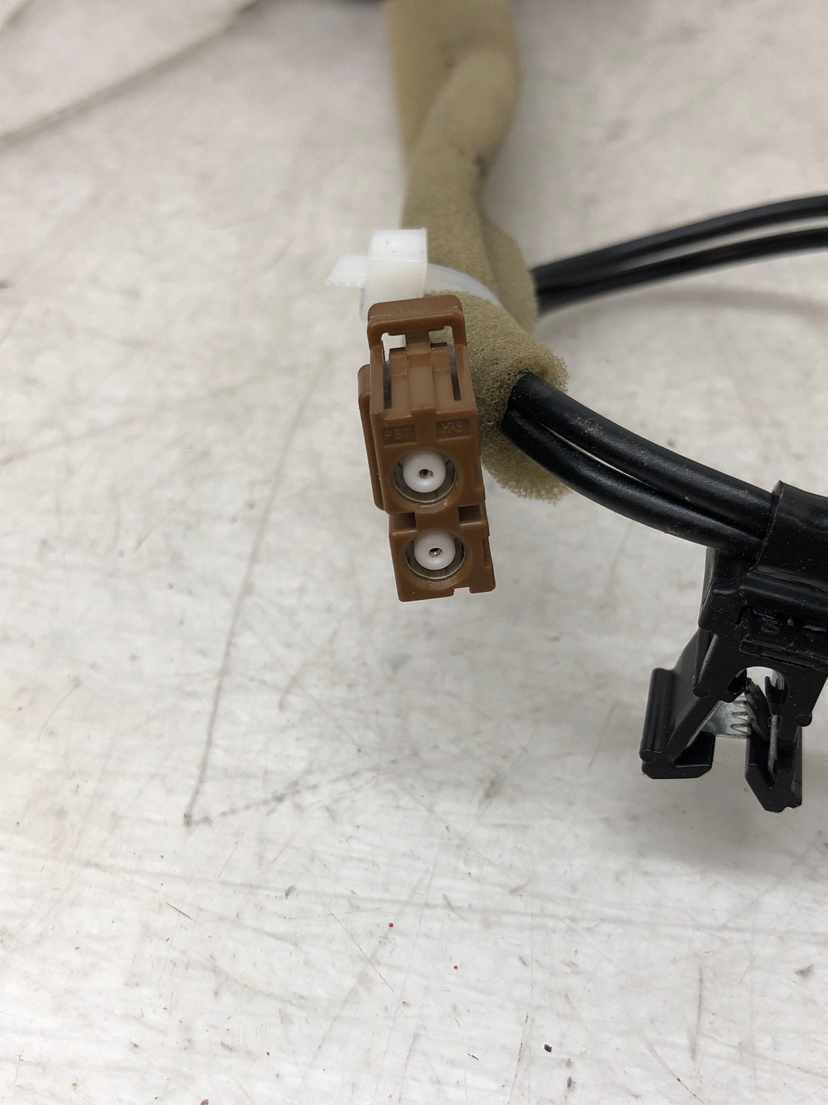 20162019 NISSAN TITAN XD ANTENNA SIGNAL BOOSTER CONTROL MODULE 28212EZ00A OEM eBay