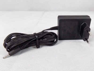 V24851-Z2618A1-1 AC-Adapter Power Supply Netzteil 4.5W - 6.5V - 0.7A - 3.0x1.1mm