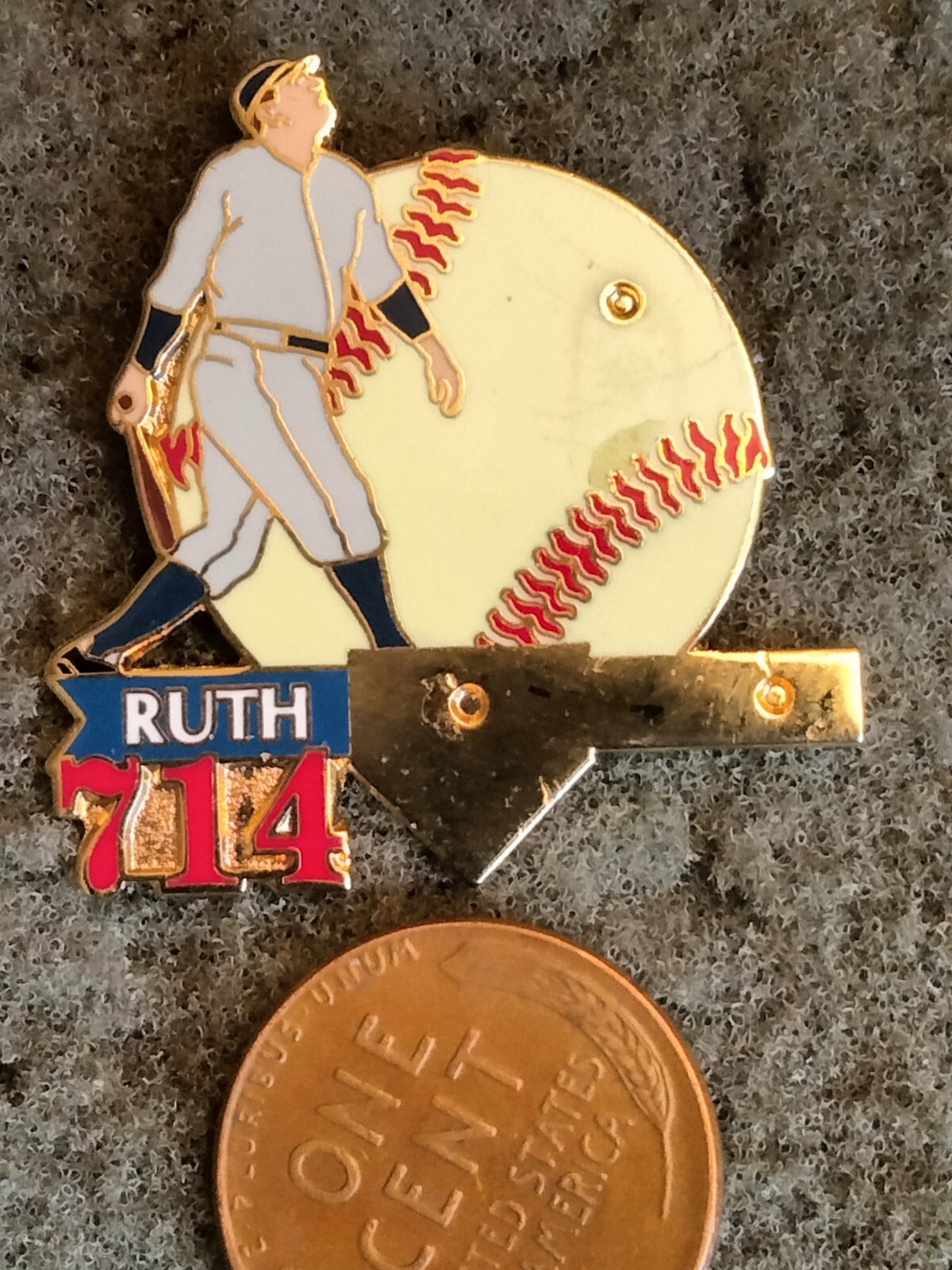 MLB New York Yankees Player Babe Ruth pin Limited edition pin by Aminco ...