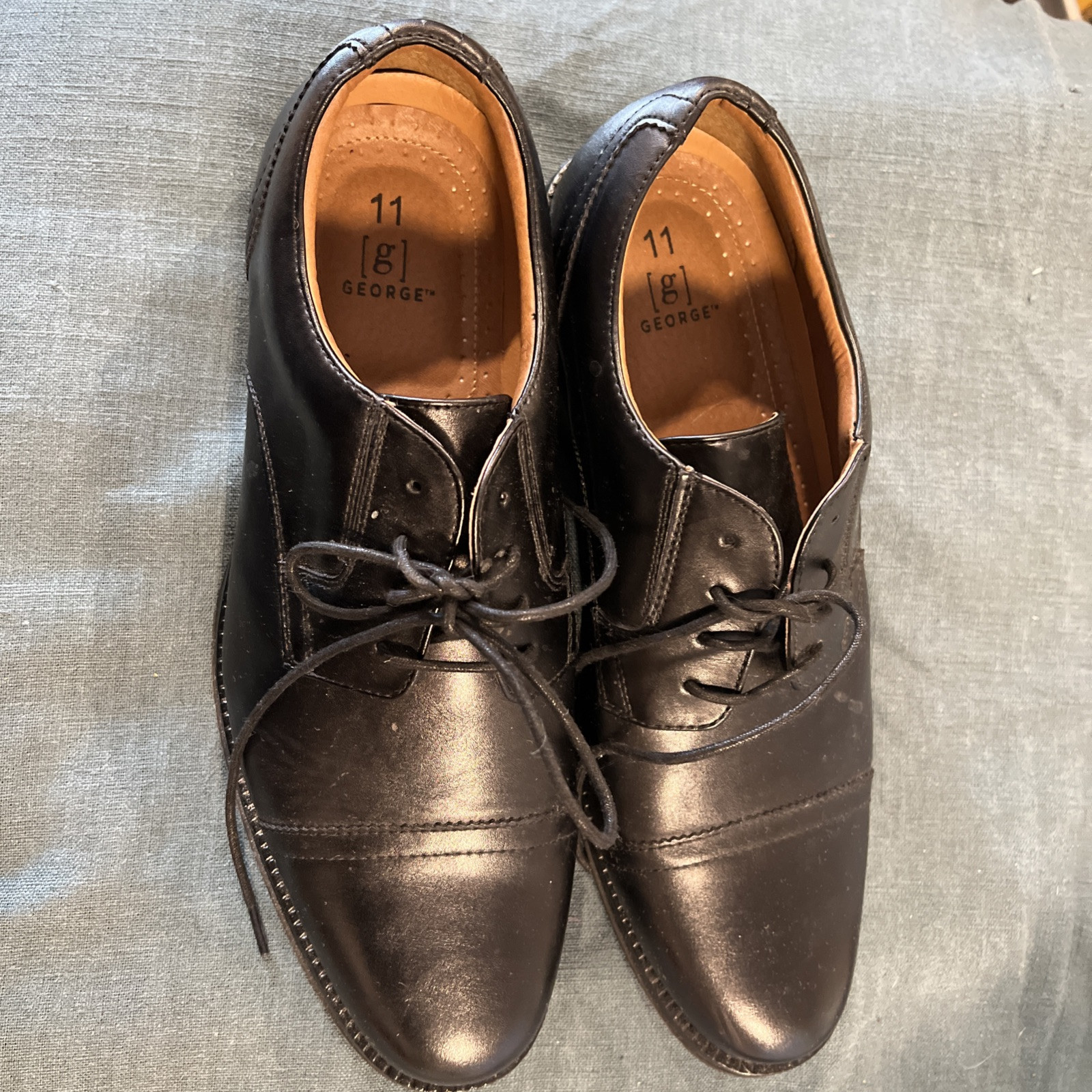 SAOLA Scarpe Oxford George uomo Branford nere stringate punta cappuccio tinta unita 11 larghezza standard