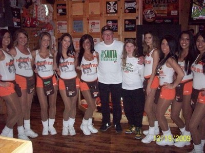Hooters $50 Gift Card, No Value Collectable Only, 3 Girls Cake Tia