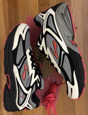 Baskets Brooks Adrenaline GTS 4 Édition Limitée Signée - Collaboration Staple, Pointure 11 US (45 EU), Neuves Avec Boîte