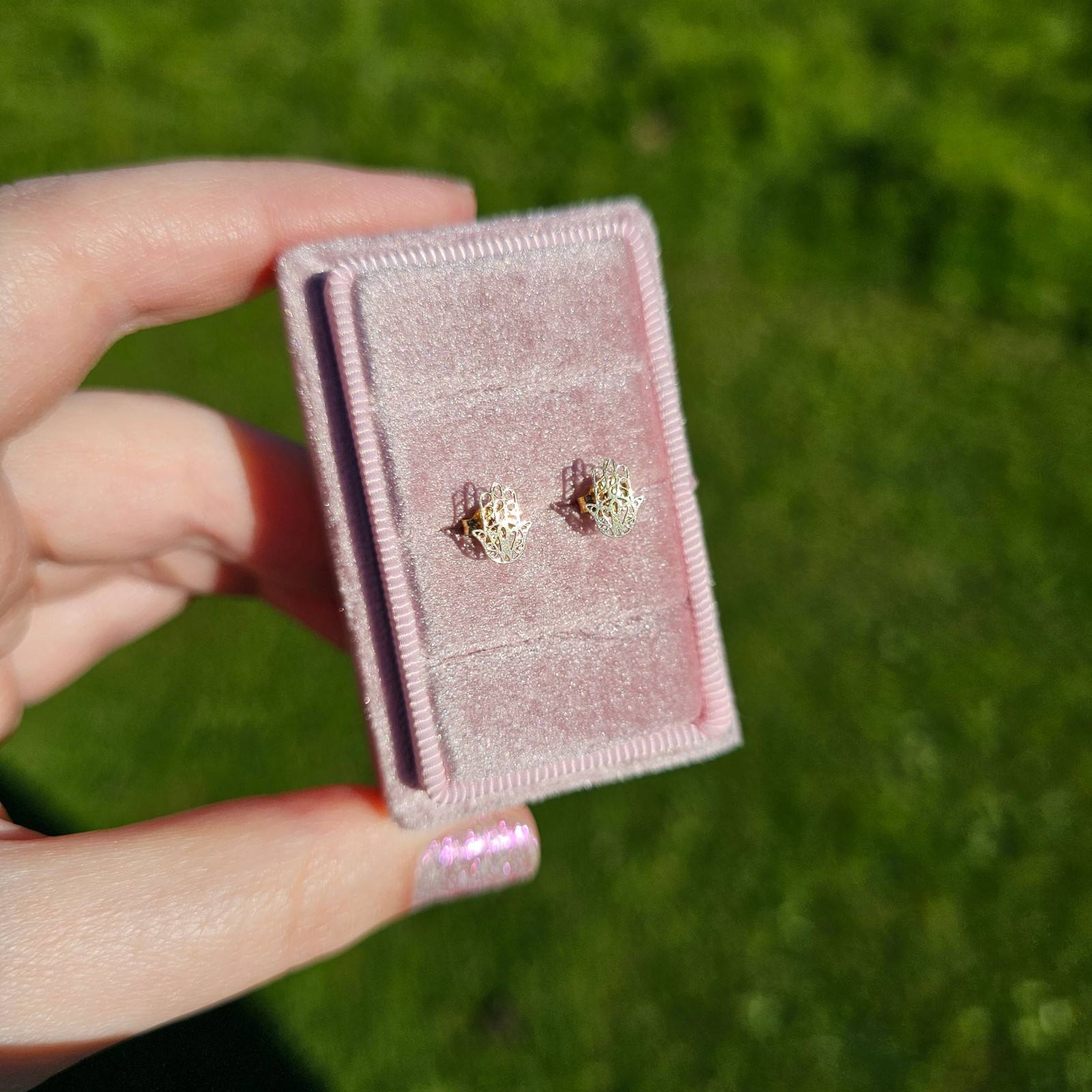 Solid 9ct Yellow Gold Hamsa Hand Stud Earrings 9k… - image 5