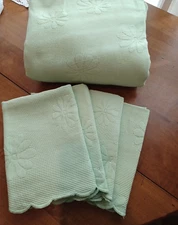 The Company Store Tablecloth Napkin Set 92'' Round Bright Green Apple 5pc set