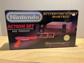 Nintendo NES Action Set Boxed with 10 games all in working order