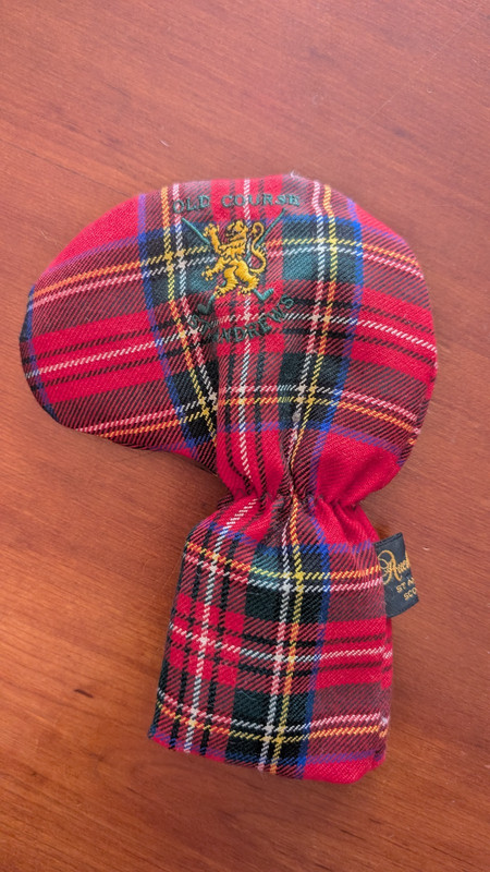 St. Andrews - The Old Course - Putter Cover - Red plaid