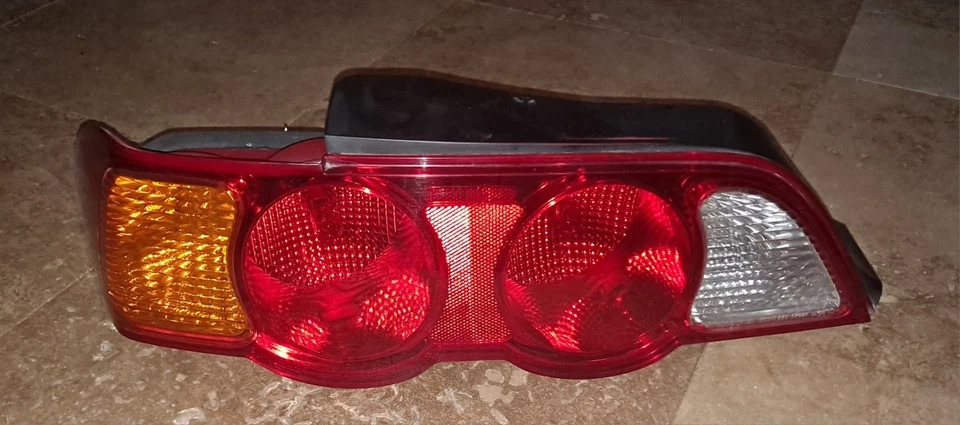 2002 2003 2004 Acura RSX Tail Light Driver Left Rear Side Incandescent  - Изображение 2 из 4