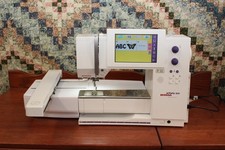 Macchina da cucire per ricamo Bernina Artista 200, servizio professionale
