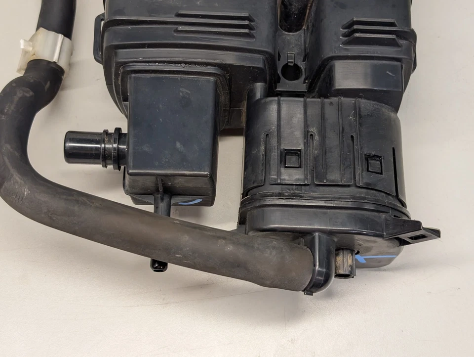 Bote de carbón de vapor combustible EVAP gasolina piloto Honda Pilot 2005-2008 fabricante de equipos originales Foto 2 de 4