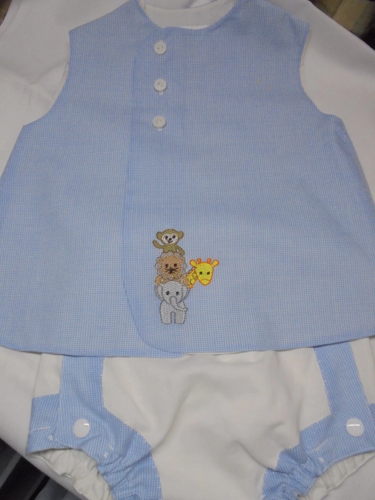 12Month/19-21 lbs.-Baby Outfit-Embroidered “Stacked Animals" Top/Diaper Cover