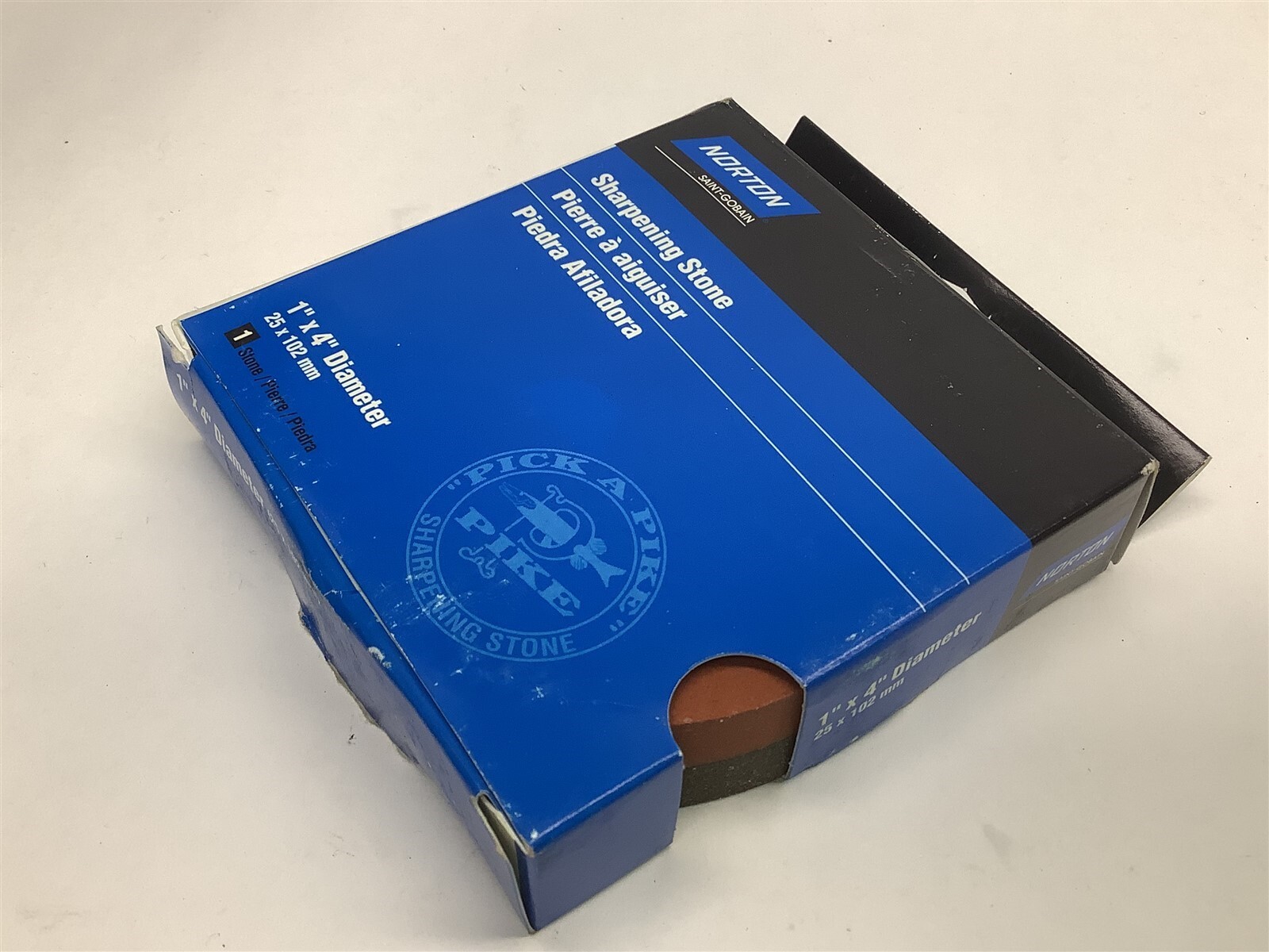 New In Box Norton Sharpening Stone 1"x 4" Diameter U7-5