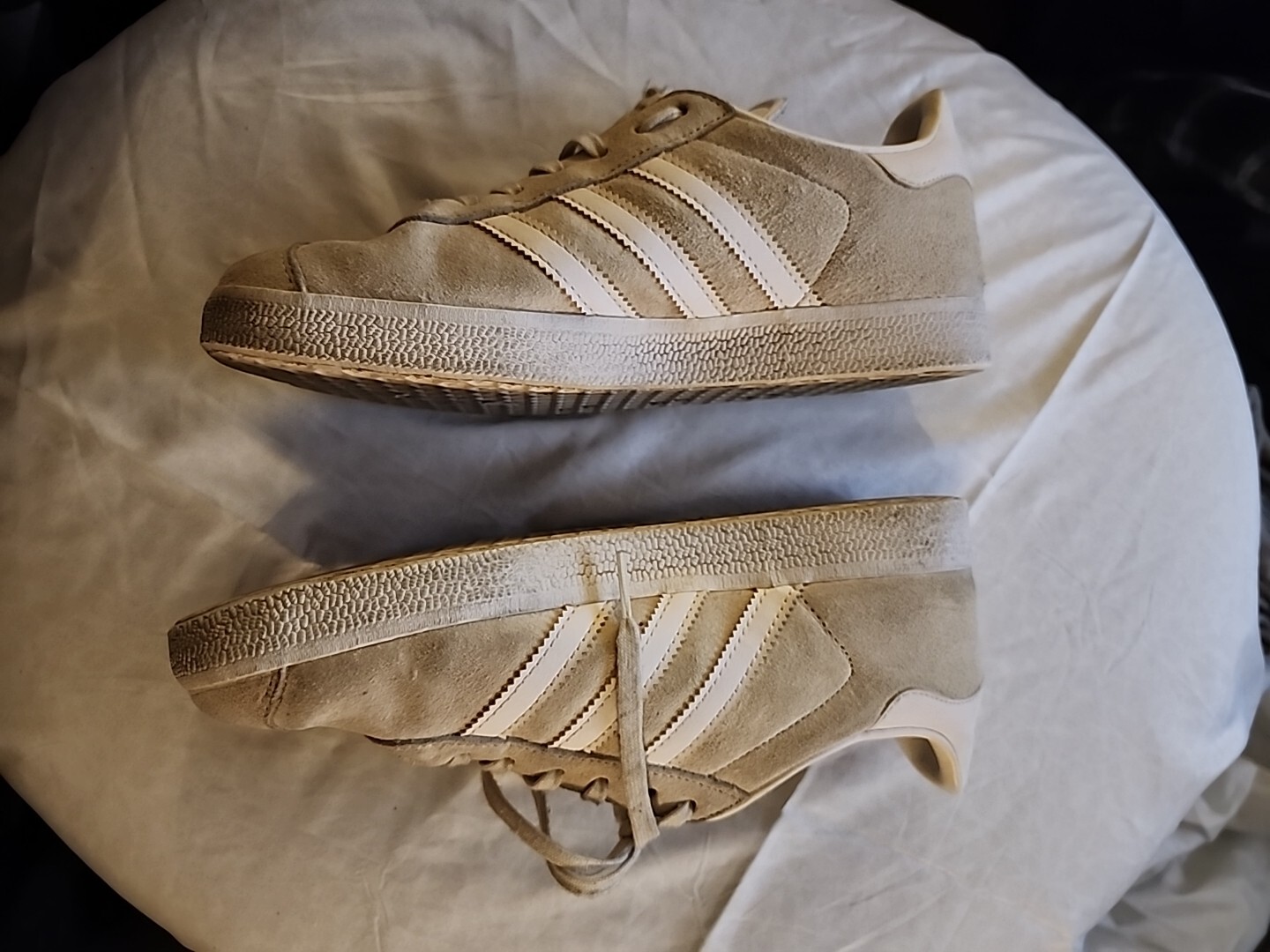 adidas Originals Gazelle Beige Sz 6.5 - image 2