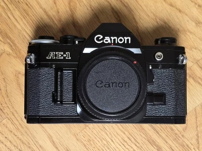 Canon AE-1 Black Body Canon AE1 Schwartz Gehäuse Vintage Analog Kamera Japan - Bild 1 von 4