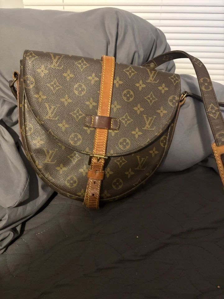 Auténtico Bolso de Hombro Louis Vuitton LV Chantilly GM Marrón Monograma Foto 2 de 4