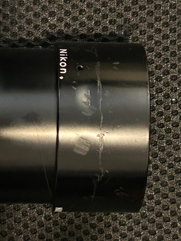 Usado NIKKOR 135mm F/2.8 AIS con 2 tapas Foto 4 de 4