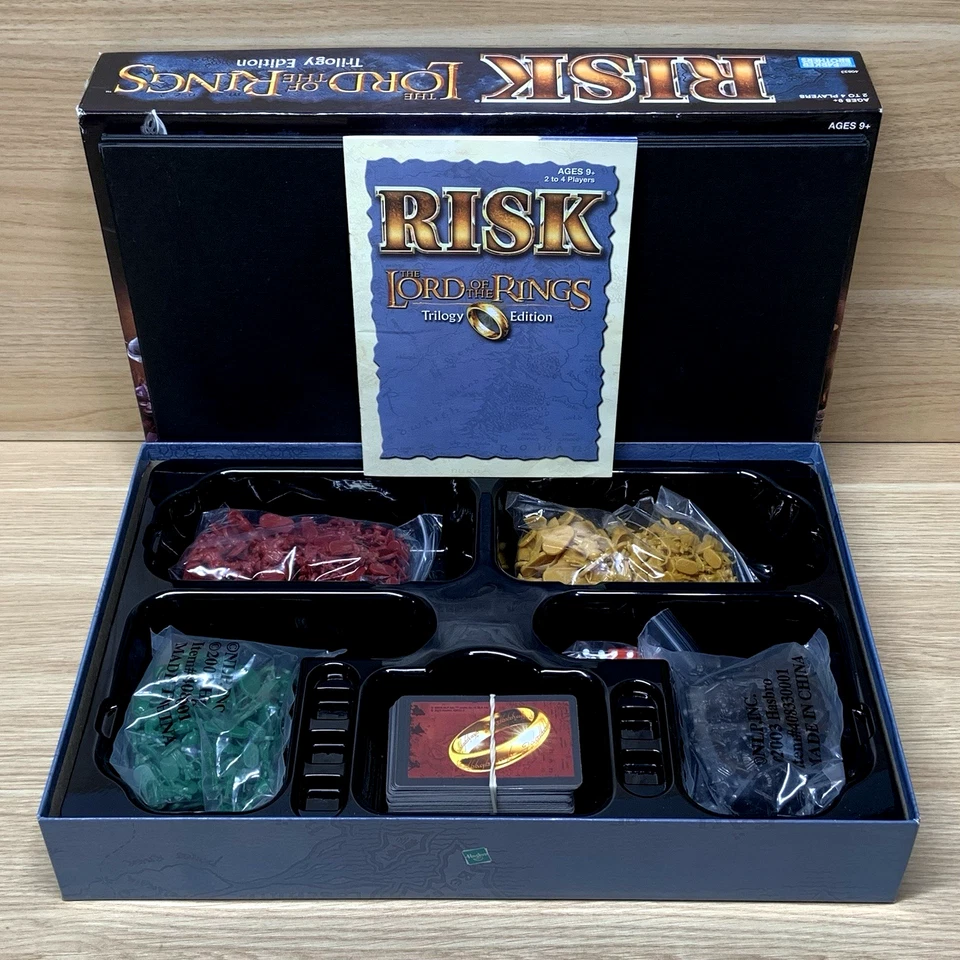 Risk Lord of the Rings Trilogy Edition 2003 – Missing Ring, 2 Sealed Army Bags - Image 3 of 4
