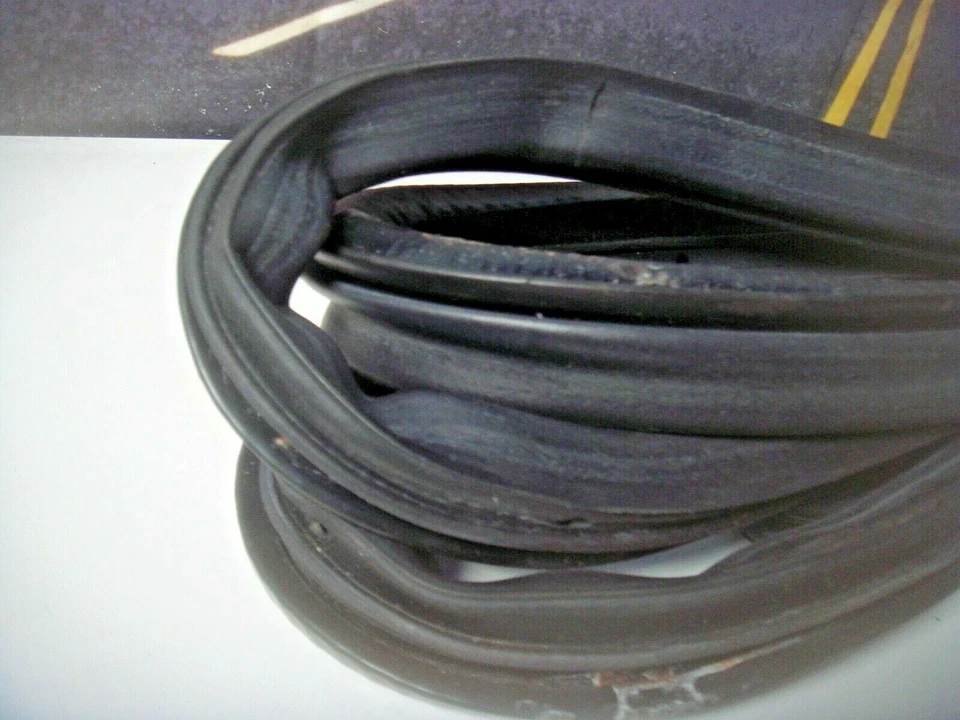 Puerta de goma resistente al clima Lexus SC300 SC400 1992 a 2000 sello Rt elevador delantero X2 Foto 4 de 4