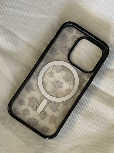 Casetify Fall Leaves Autumn iPhone 15 Pro Impact case with MagSafe Black clear - Zdjęcie 3 z 3